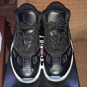 Air jordan 11 space jam low